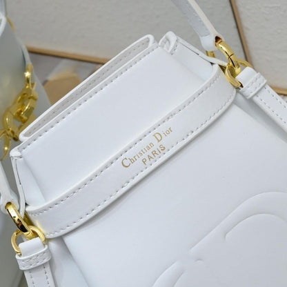 Modern Refined Calfskin Bucket Bag