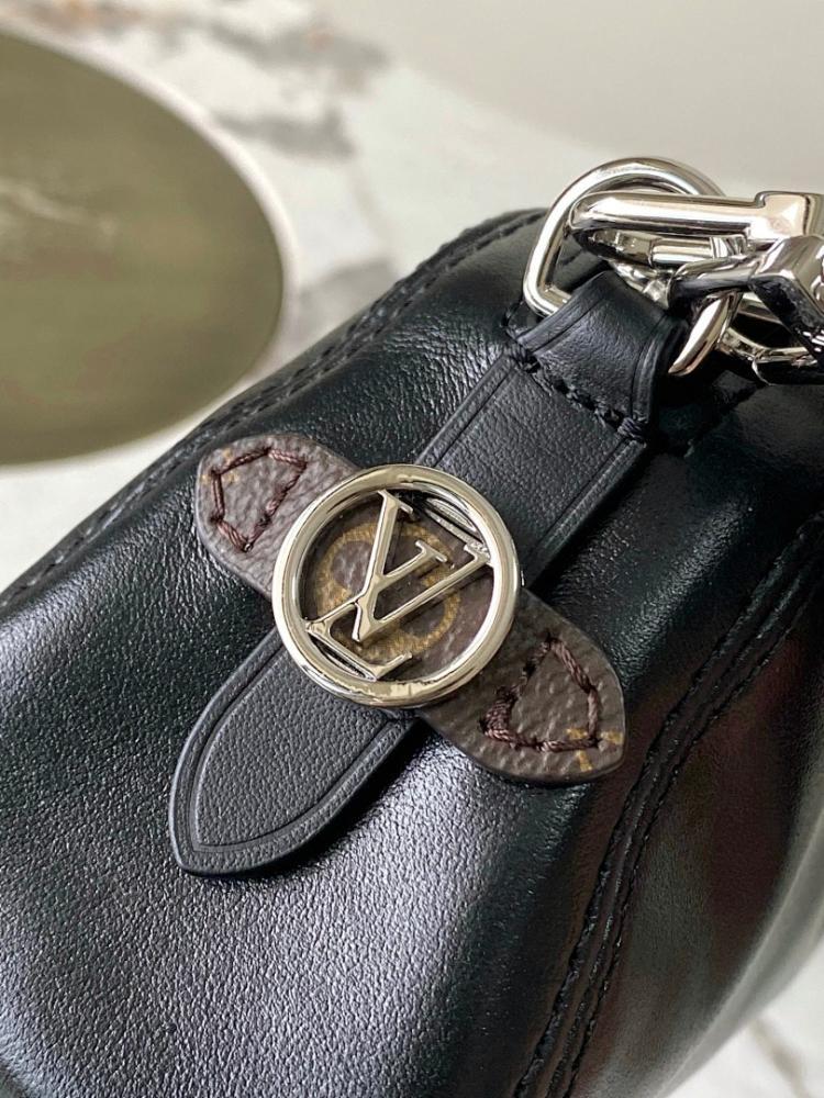 CarryAll Lambskin Shoulder Bag