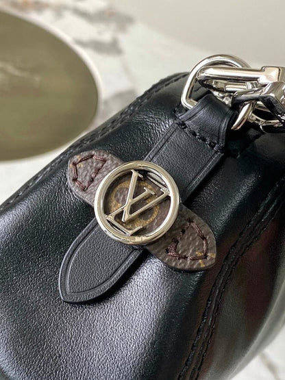 CarryAll Lambskin Shoulder Bag