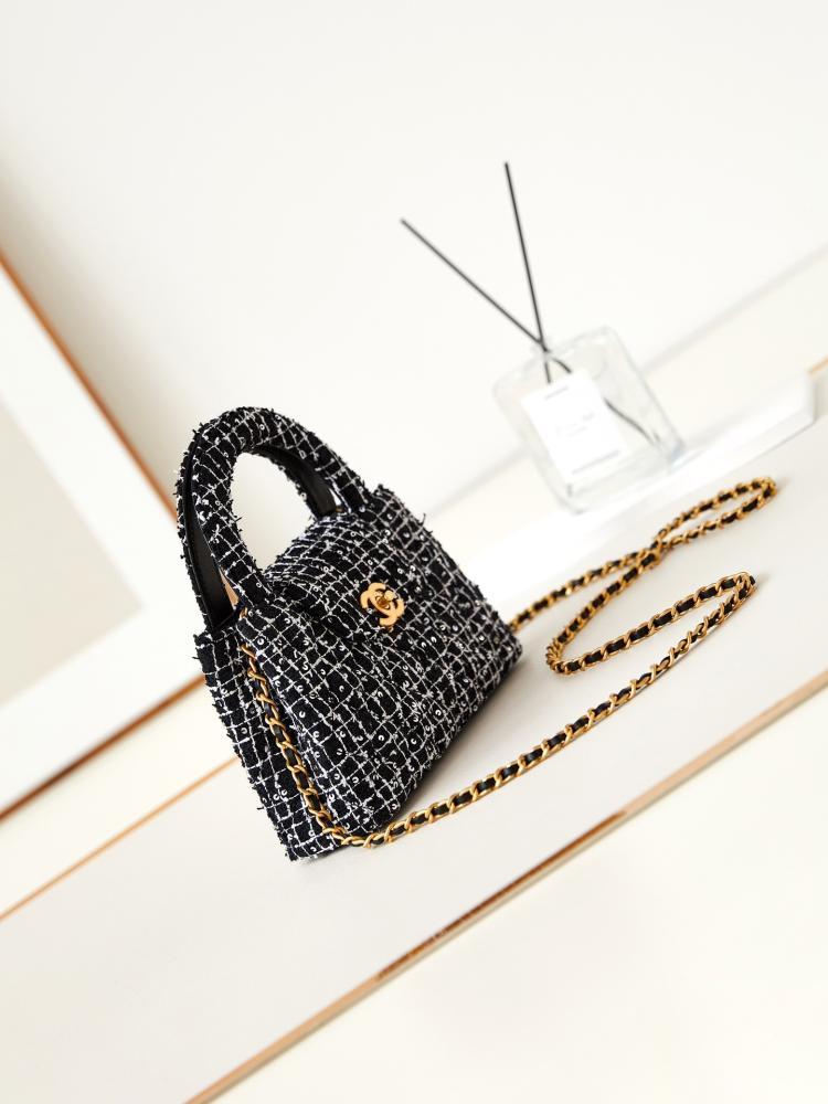 Classic Luxury Leather Shoulder Bag