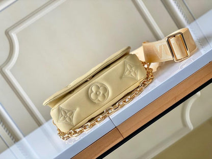 Modern Luxury Quilted Leather Shoulder Bag – Limited Edition
