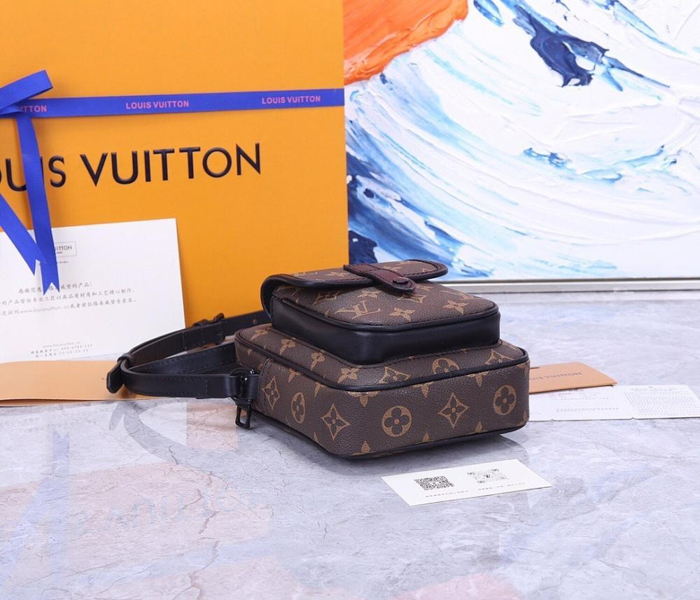 Italian-Inspired Stylish Leather Wallet