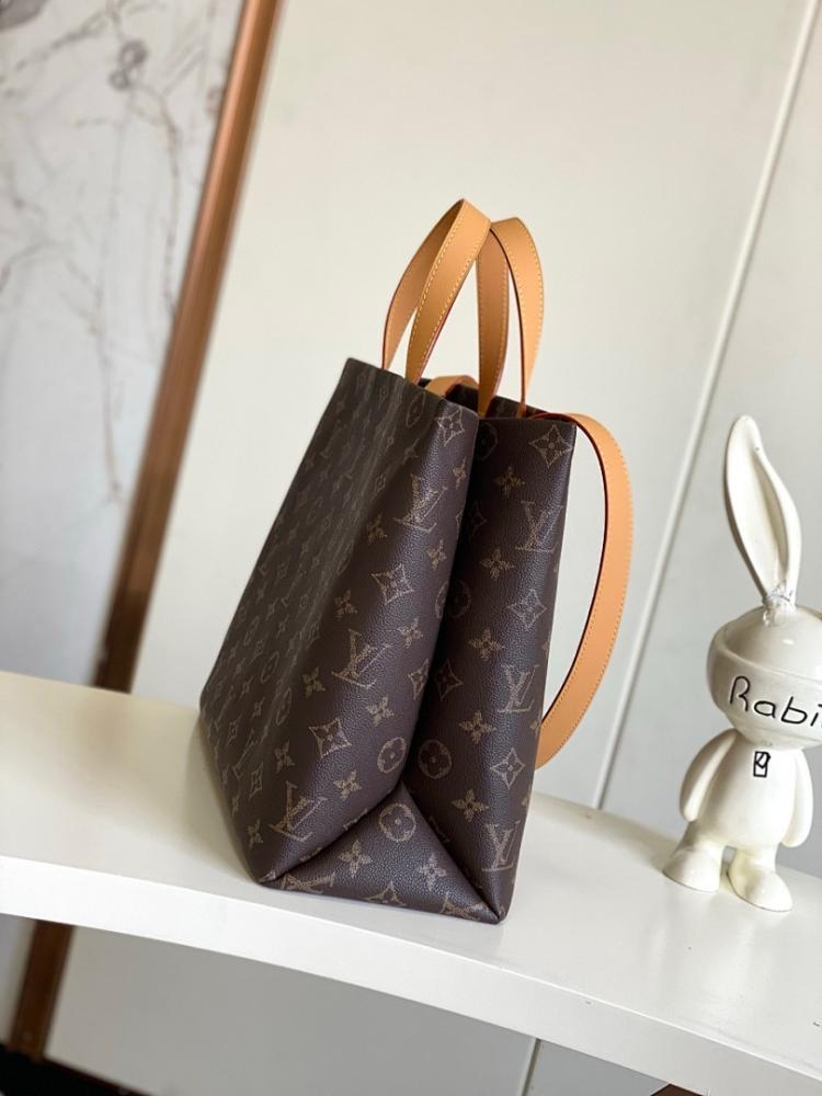 Stylish Refined Leather Tote Bag