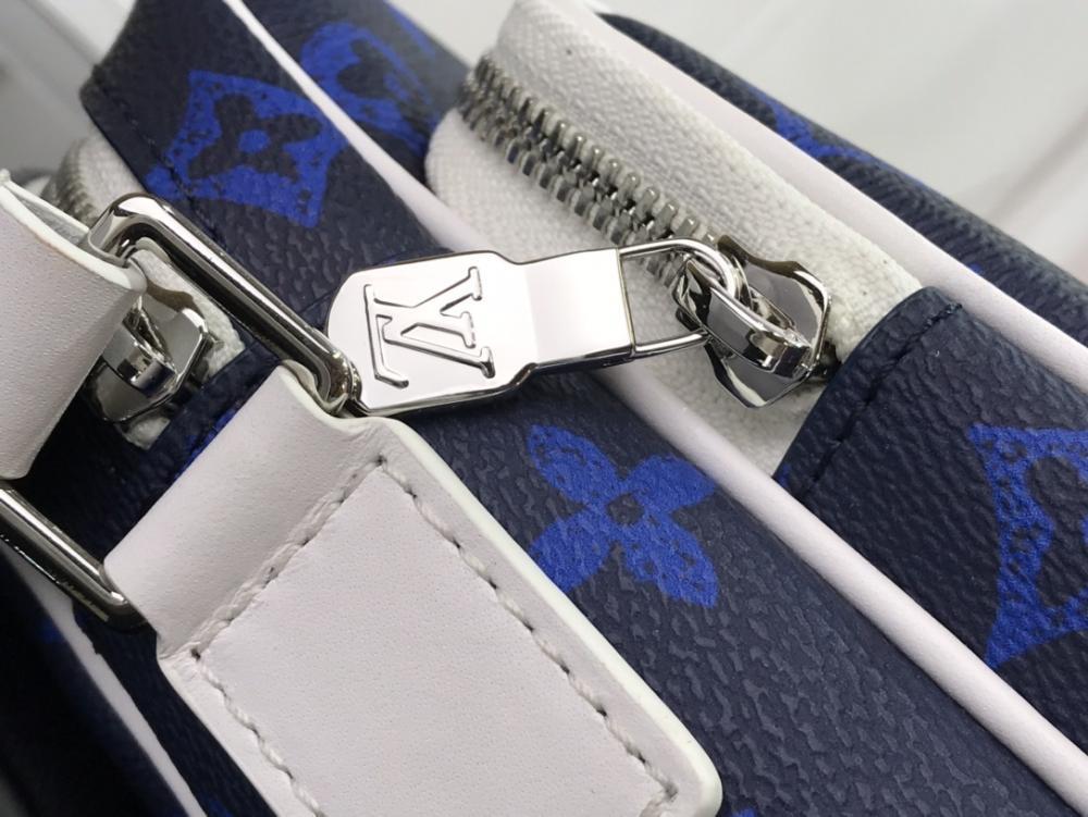 Messenger Bag