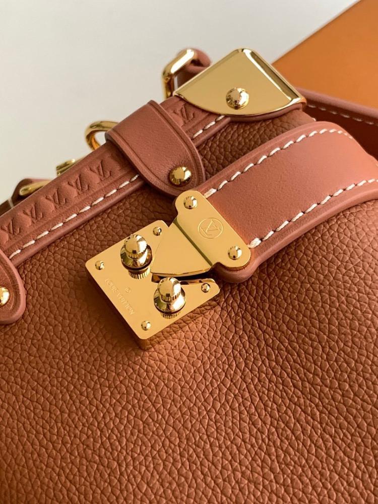 Modern Elegant Calfskin Travel Bag