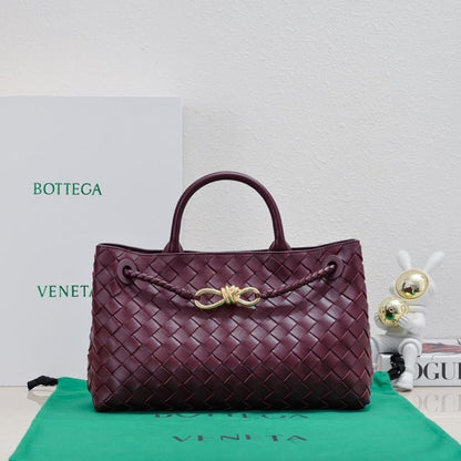 Woven Shoulder Bag