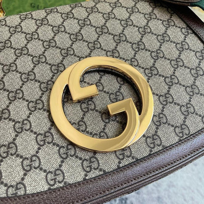 Modern Refined Crossbody Bag