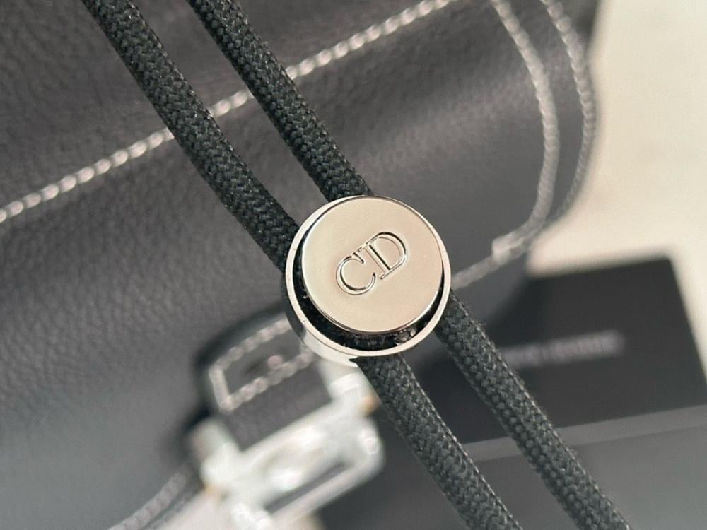 Saddle Crossbody Bag
