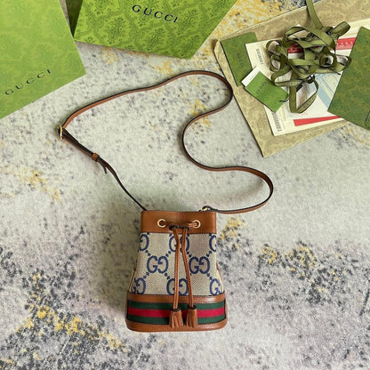 Elegant Refined Top Handle Bag