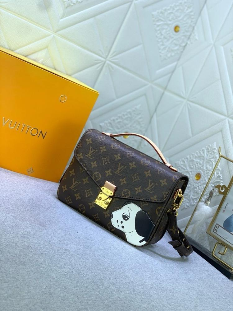 Italian-Inspired Elegant Leather Shoulder Bag