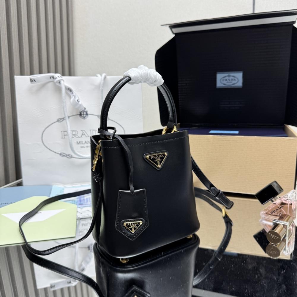 Bucket Bag