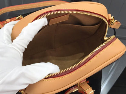 Elegant Shoulder Bag