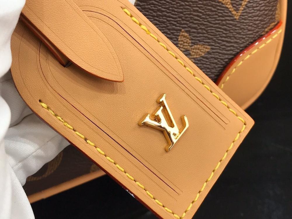 Elegant Shoulder Bag