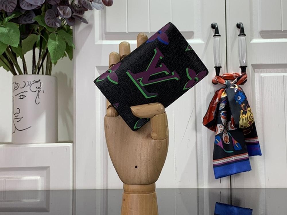 Elegant Wallet