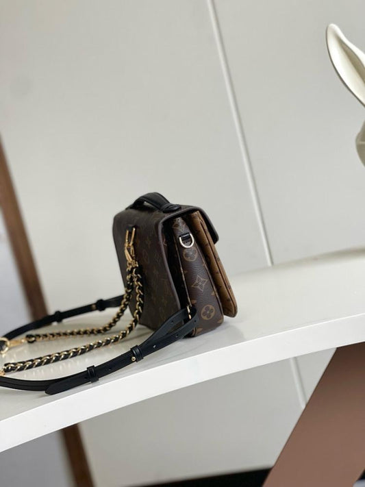 Modern Woven Canvas Shoulder Bag