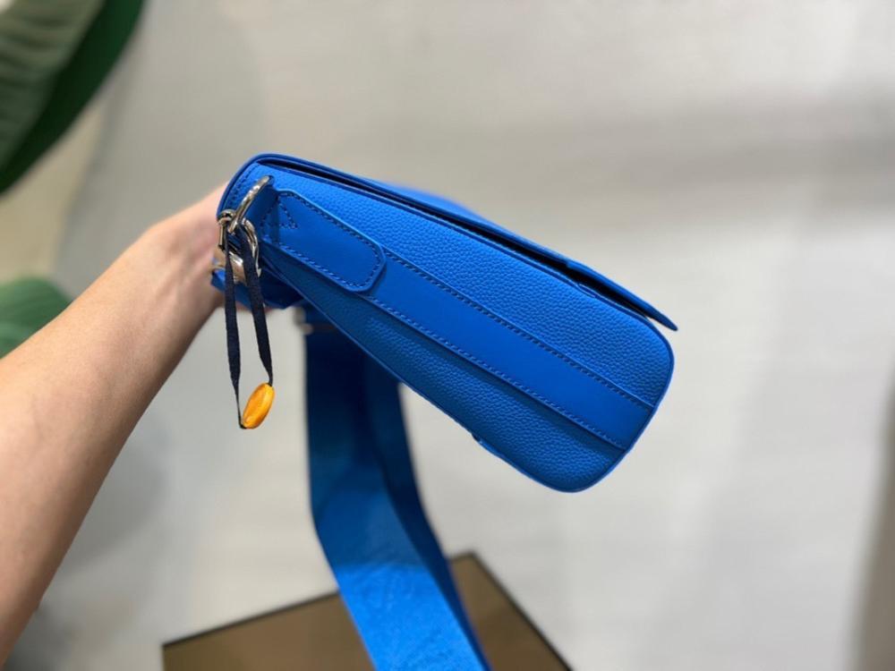 Luxury Stylish Woven Leather Shoulder Bag