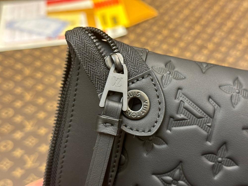 Modern Leather Bag – Limited Edition