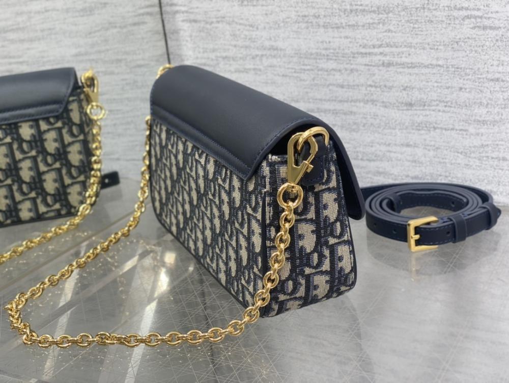 Elegant Shoulder Bag
