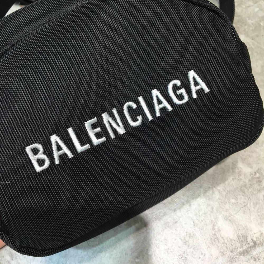 Elegant Shoulder Bag