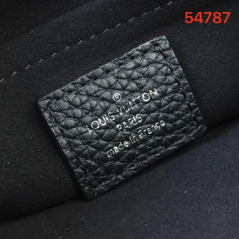 Elegant Crossbody Bag