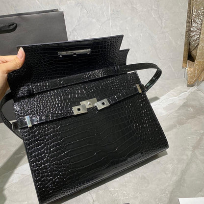 Manhattan Leather Shoulder Bag