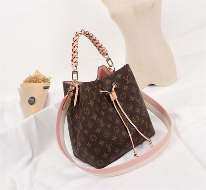 Stylish Woven Leather Crossbody Bag – Special Edition