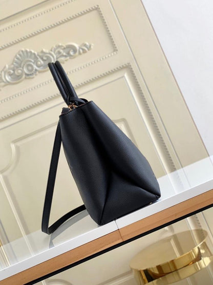 Modern Leather Shoulder Bag