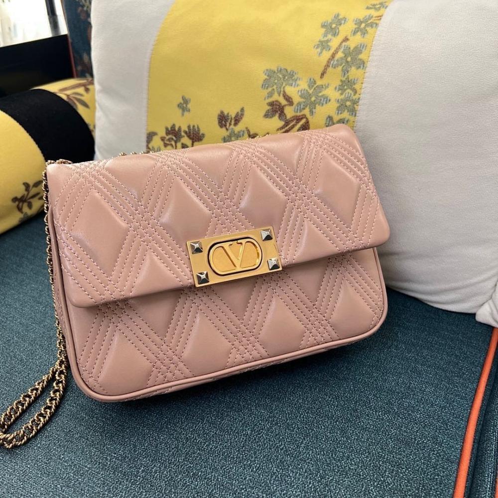 Classic Elegant Gold Quilted Leather Shoulder Bag