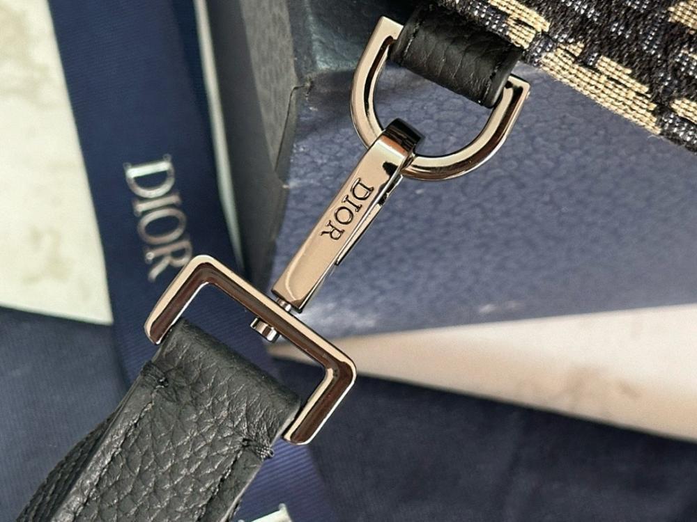 Stylish Refined Printed Calfskin Crossbody Bag