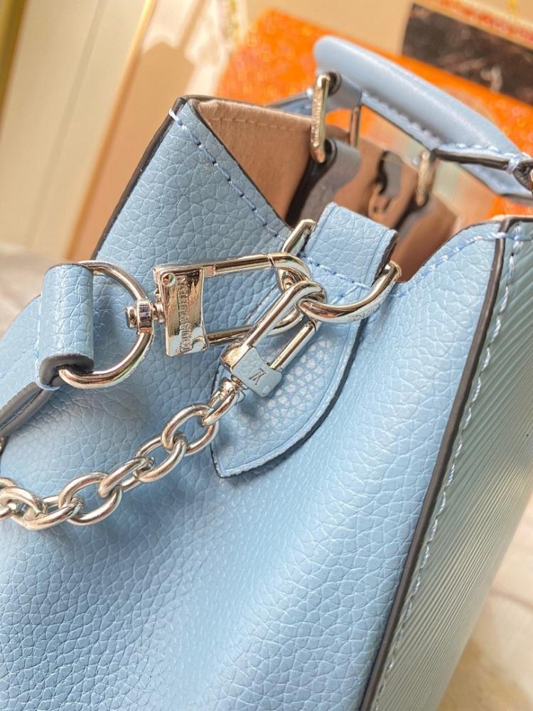 30 Montaigne Leather Shoulder Bag