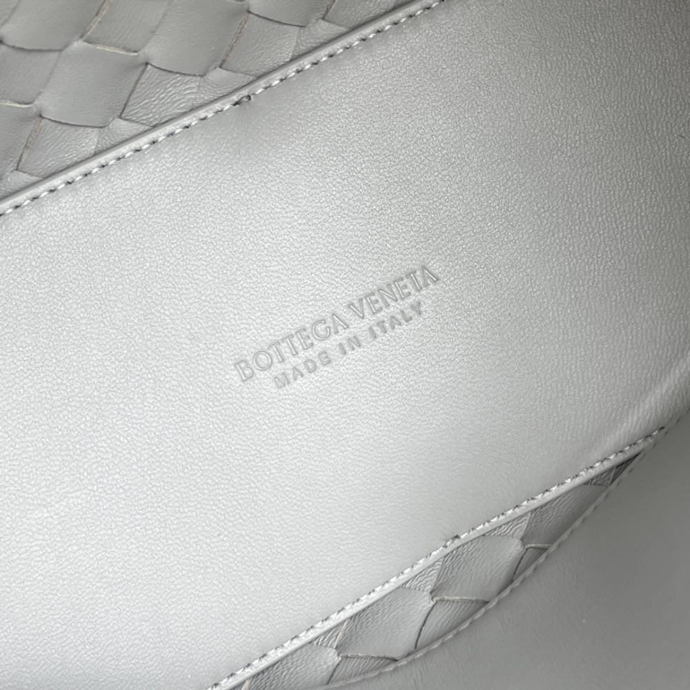 Luxury Leather Top Handle Bag