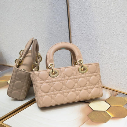 Modern Stylish Quilted Leather Crossbody Bag