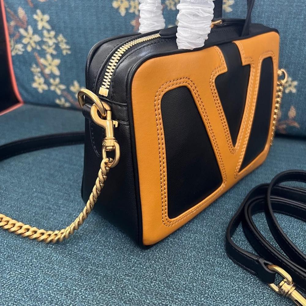 VLogo Signature Leather Crossbody Bag