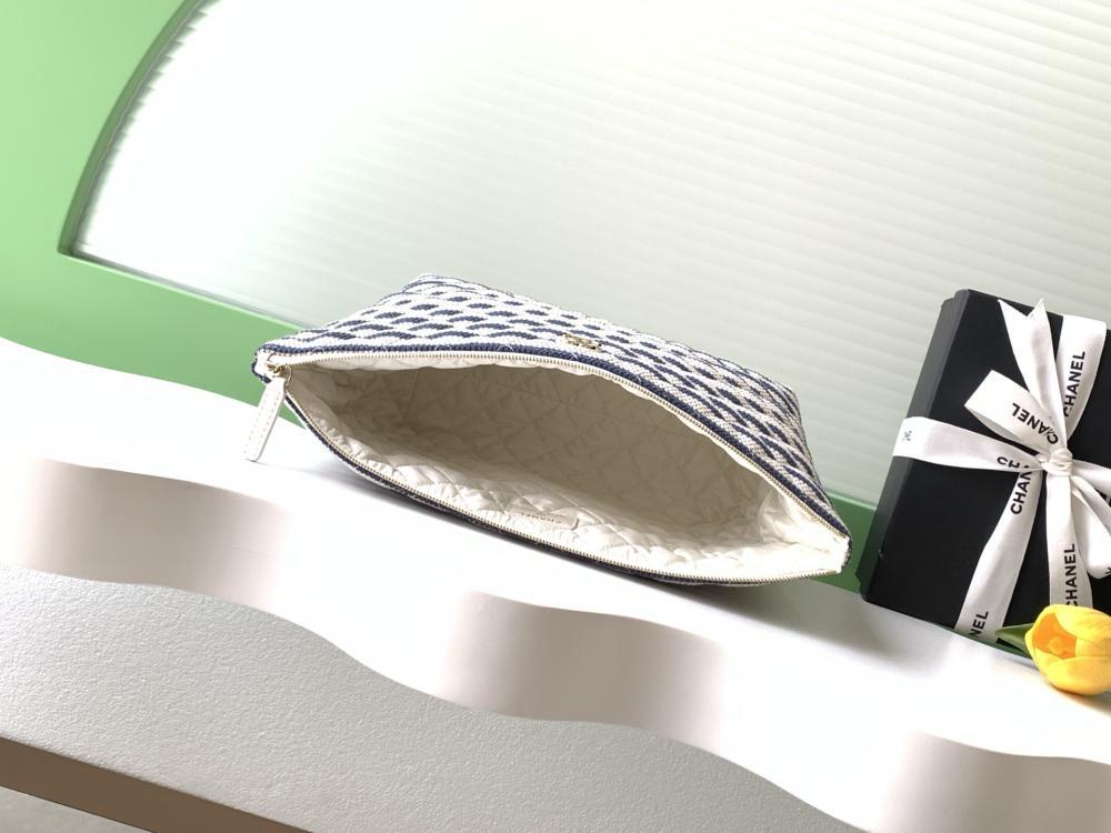 Straw Wallet