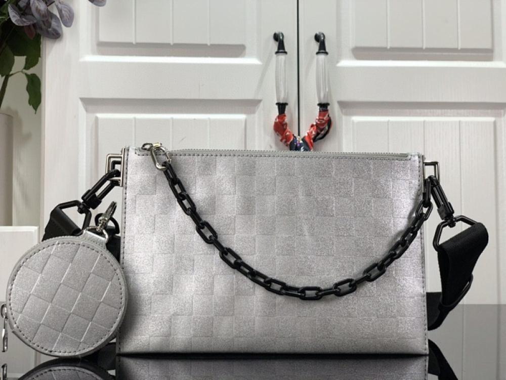 Refined Shoulder Bag