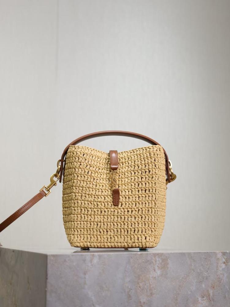 Raffia Shoulder Bag
