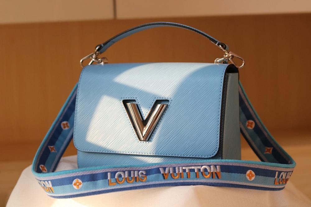 Modern Refined Embroidered Jacquard Shoulder Bag