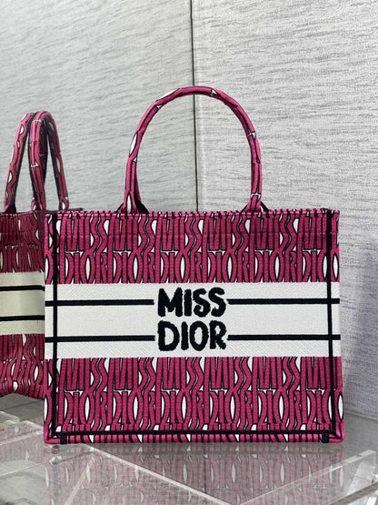 Elegant Top Handle Bag