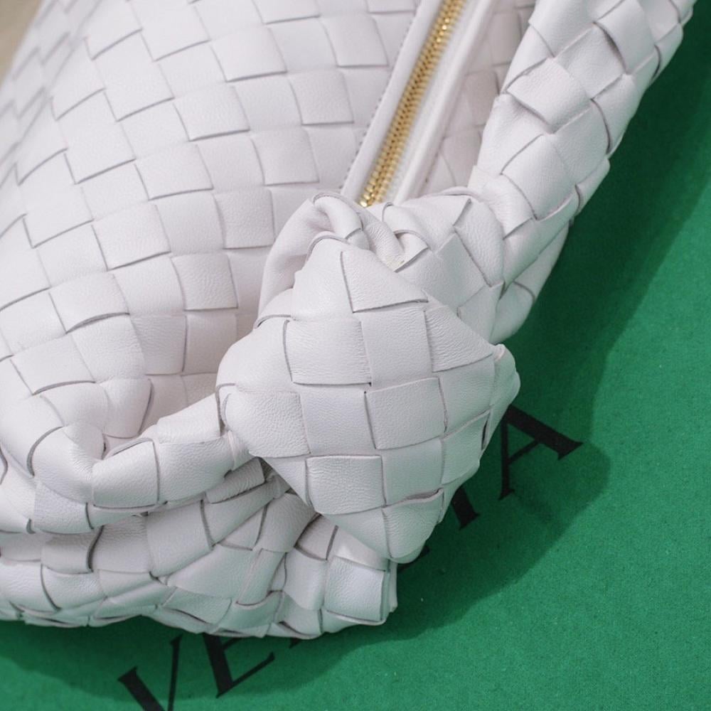 Classic Italian-Inspired Woven Lambskin Shoulder Bag