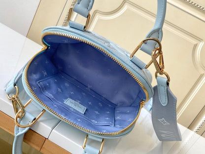 Stylish Refined Quilted Leather Shoulder Bag