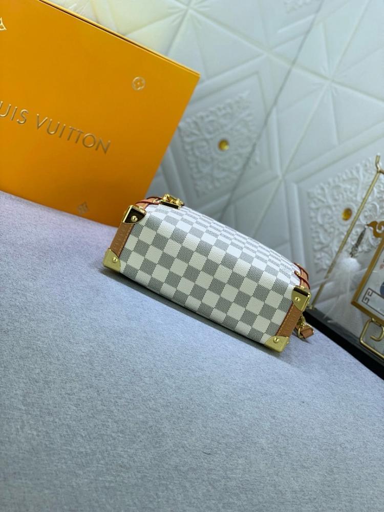 Classic Luxury Canvas Shoulder Bag