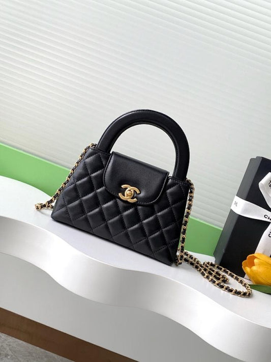 Classic Leather Shoulder Bag