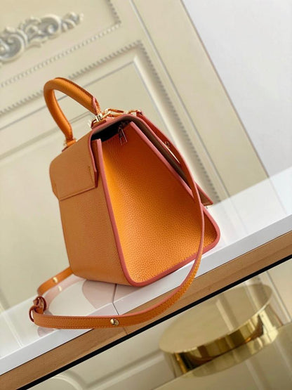 Twist Leather Shoulder Bag