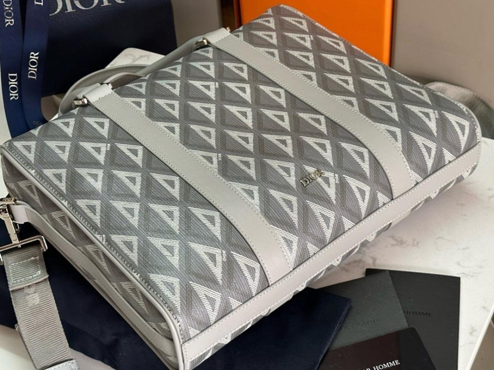 Modern Grey Quilted Leather Shoulder Bag