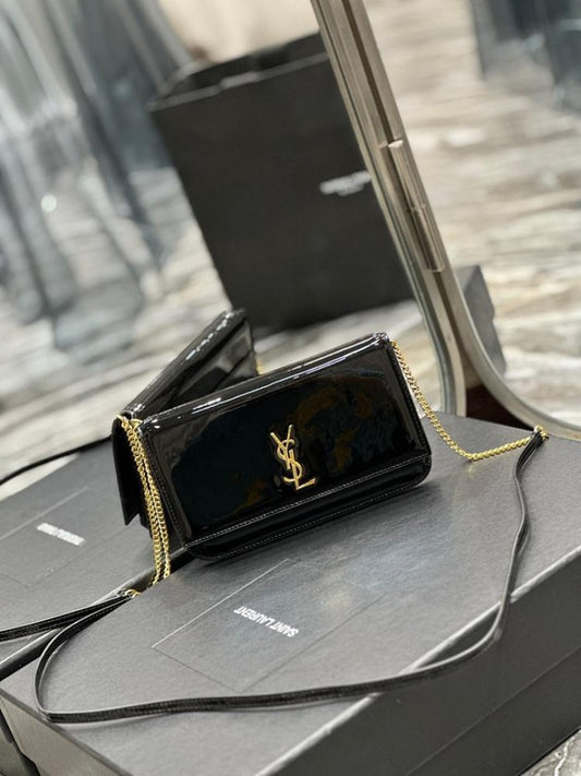 Classic Modern Bag