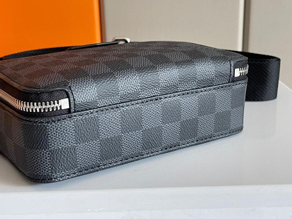 Modern Luxury Leather Shoulder Bag