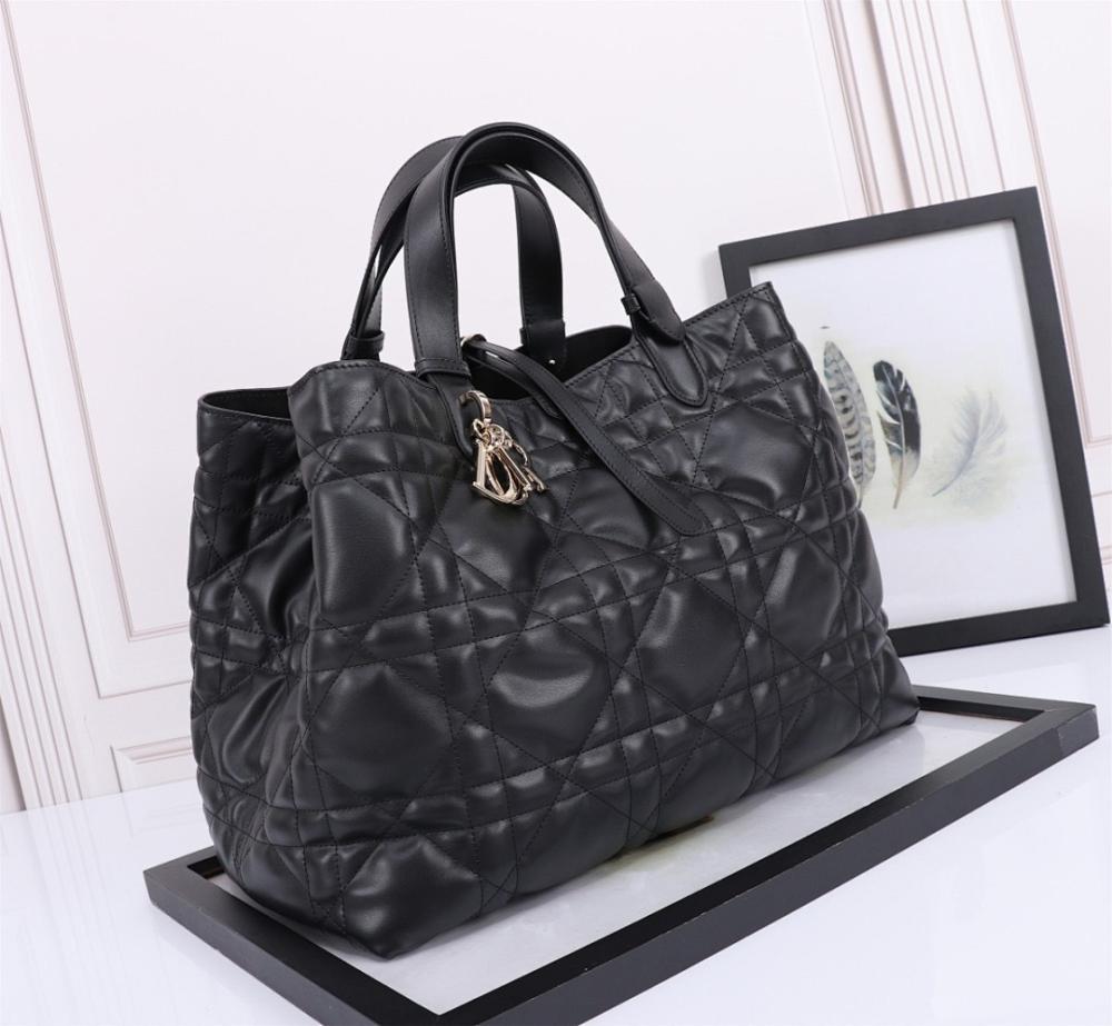 Luxury Stylish Black Calfskin Top Handle Bag – Limited Edition