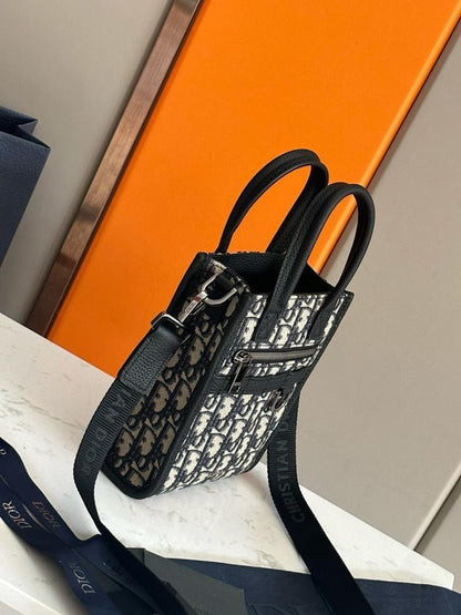 Elegant Black Printed Jacquard Shoulder Bag – Special Edition