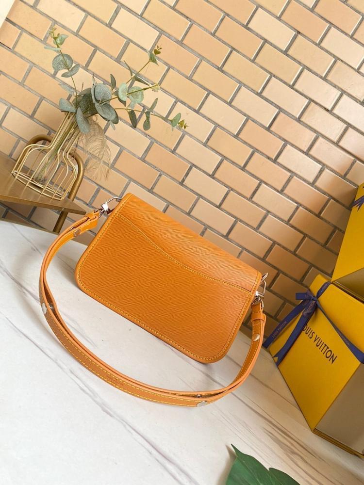 Classic Leather Shoulder Bag – Limited Edition
