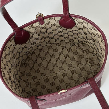 Classic Shoulder Bag